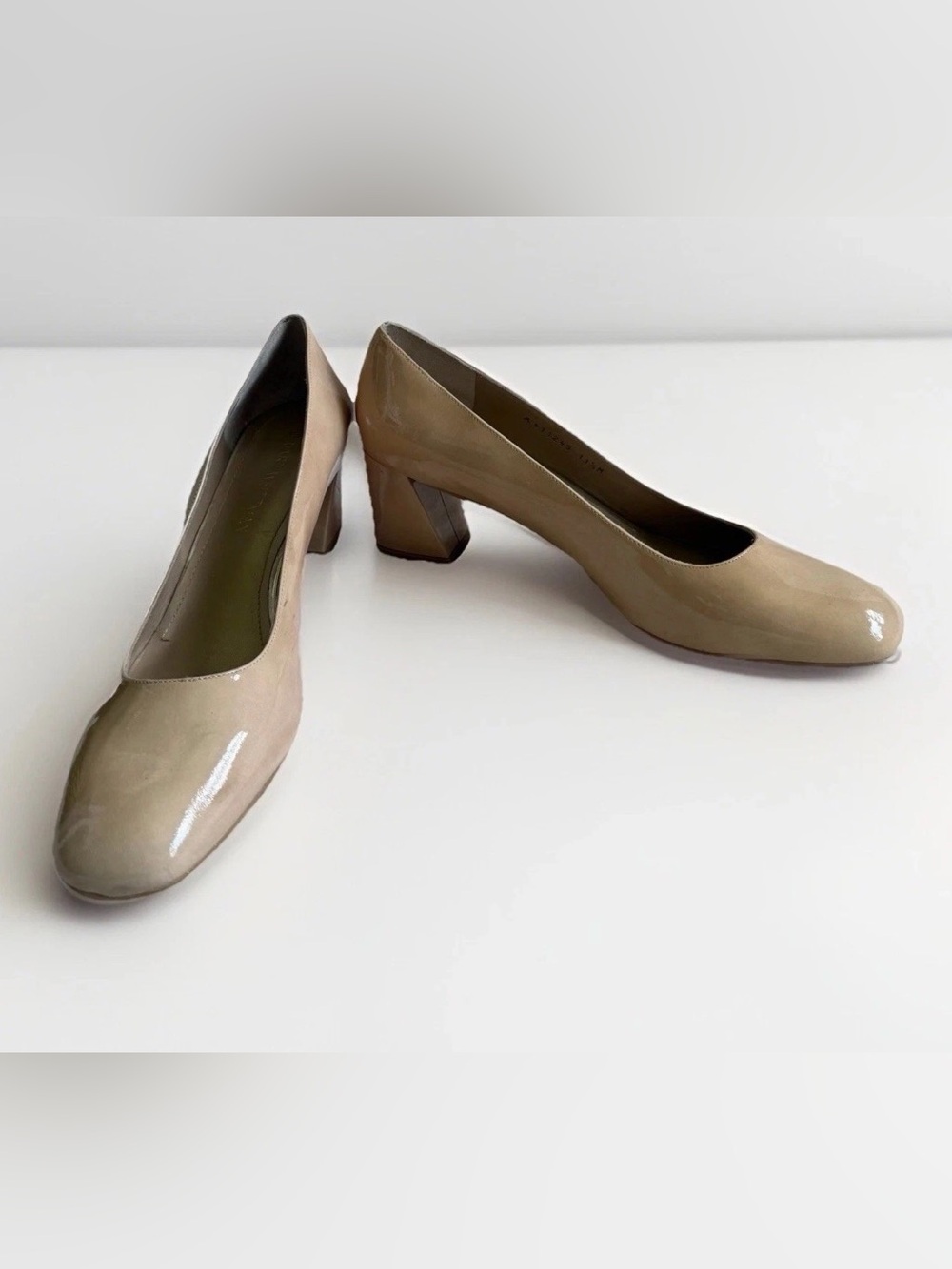 Stuart Weitzman Beige Nude Patent Leather Square Toe Block Heel Pumps Sz 11.5M
